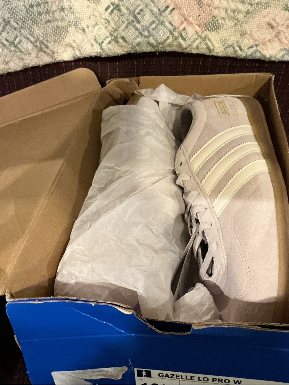 adidas Gazelle Lo Pro W - Lilac Suede with Cream Stripes IH6942. Women’s 10.5
